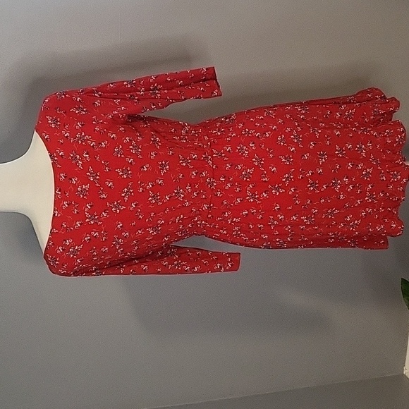 Gap Red Floral Faux Wrap Rayon Pullover Elastic Waist Dress - Size SP - Picture 3 of 8